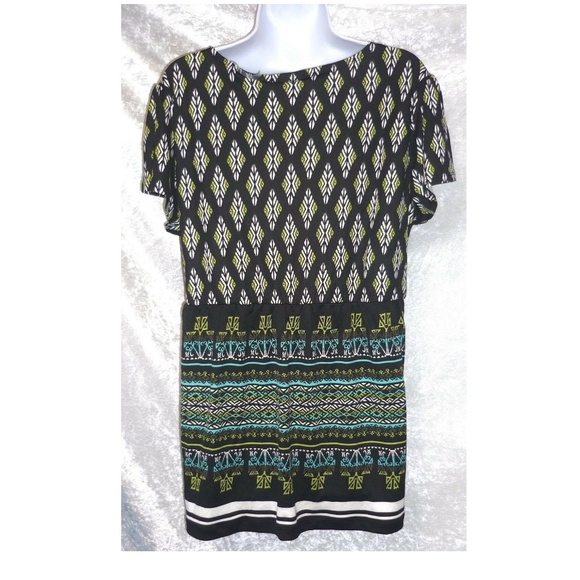 Woman's Knit Top RQT size S NEW - Picture 2 of 2